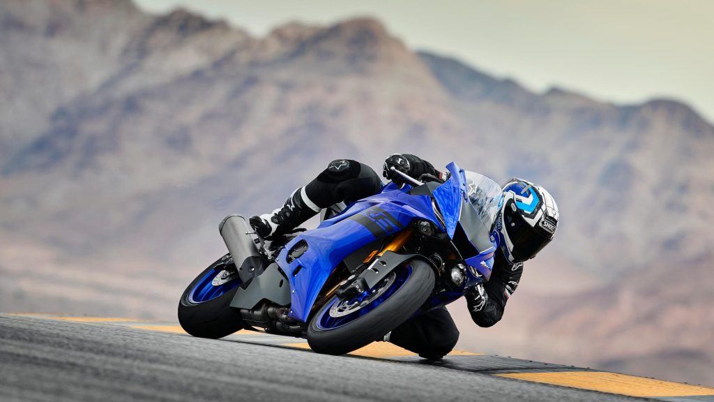 Yamaha R6: The Ultimate Middleweight Racer for Track Enthusiasts